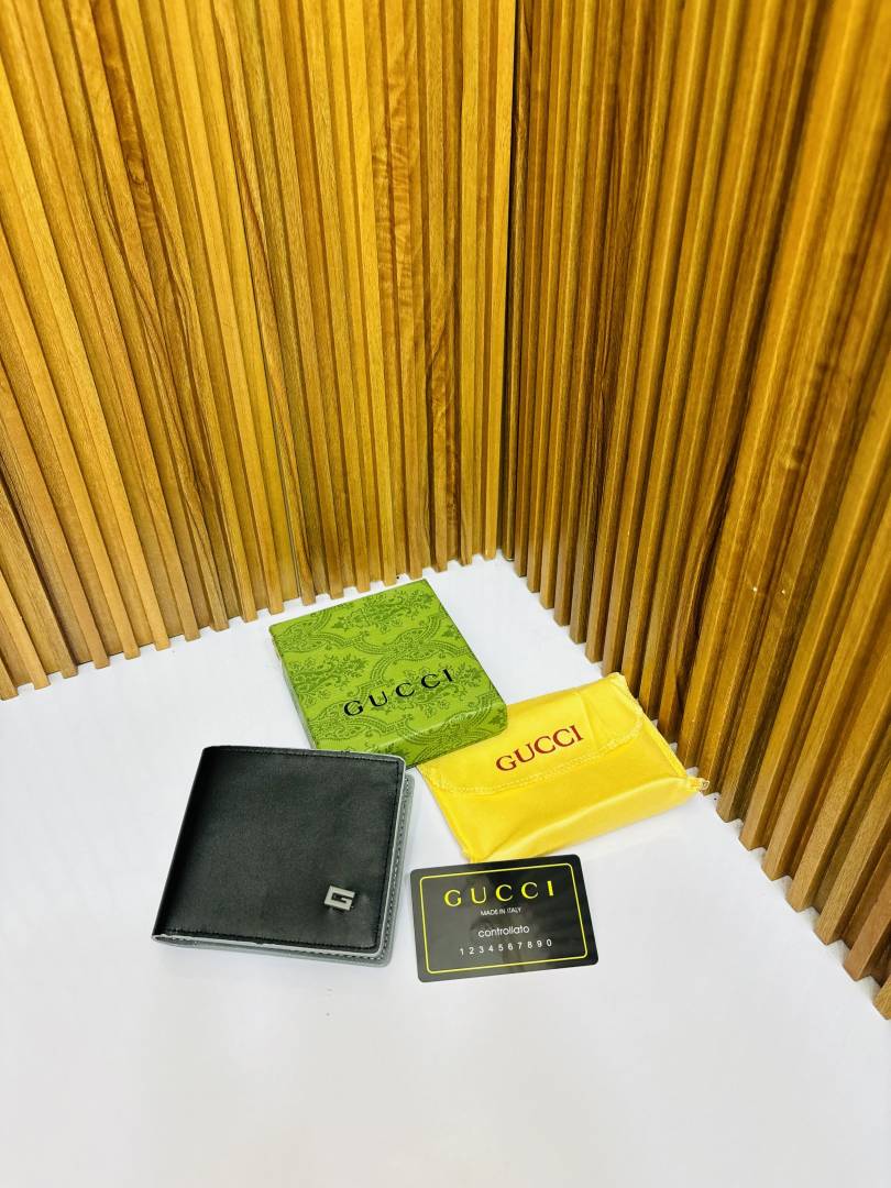 115 GUCHI PREMIUM QUALITY WALLET