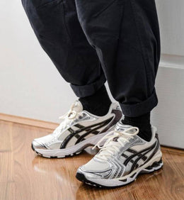 Asics Gel Kayano 14 Cream Black Metallic Plum 701