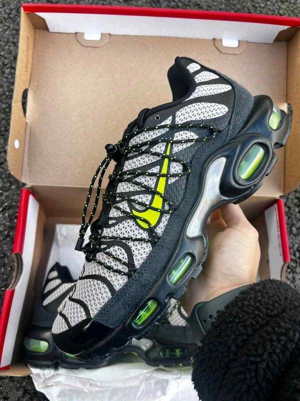 Nike Airmax Plus Utility Tan Volt