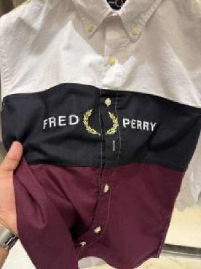 Fred_Perr y White Wit aroon Premium Shirt