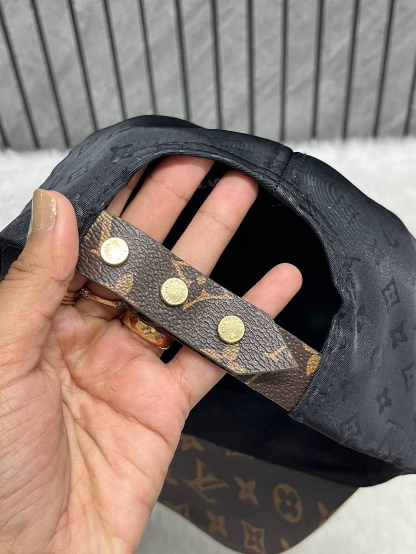 Louis Vuitton_Get_Ready_Cap_Unisex_Premium_Hat_With_Safety_Box