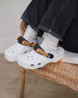 Croc Classic All Terrain Clog white With og Box carry Bag