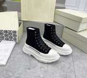 Alexander McQueen Tread Slick High Black White