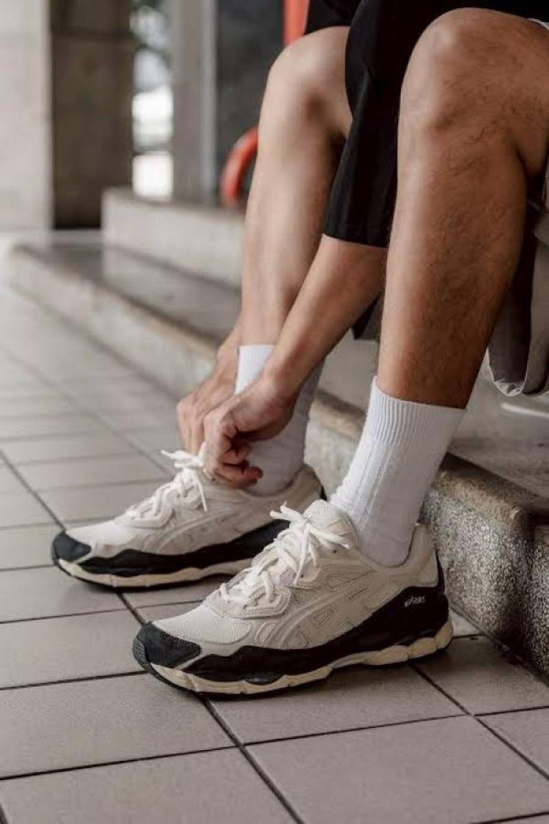 Asics Gel nyc white charcoal grey