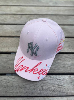 New York Yankees Major League Baseball Premium Unisex Cap White (With Safety Box)
