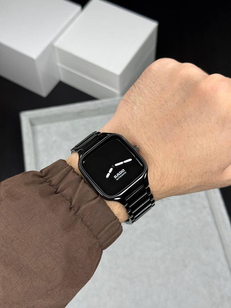 Rado True Square Quartz