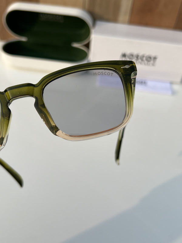 Moscot_98122_green_peach