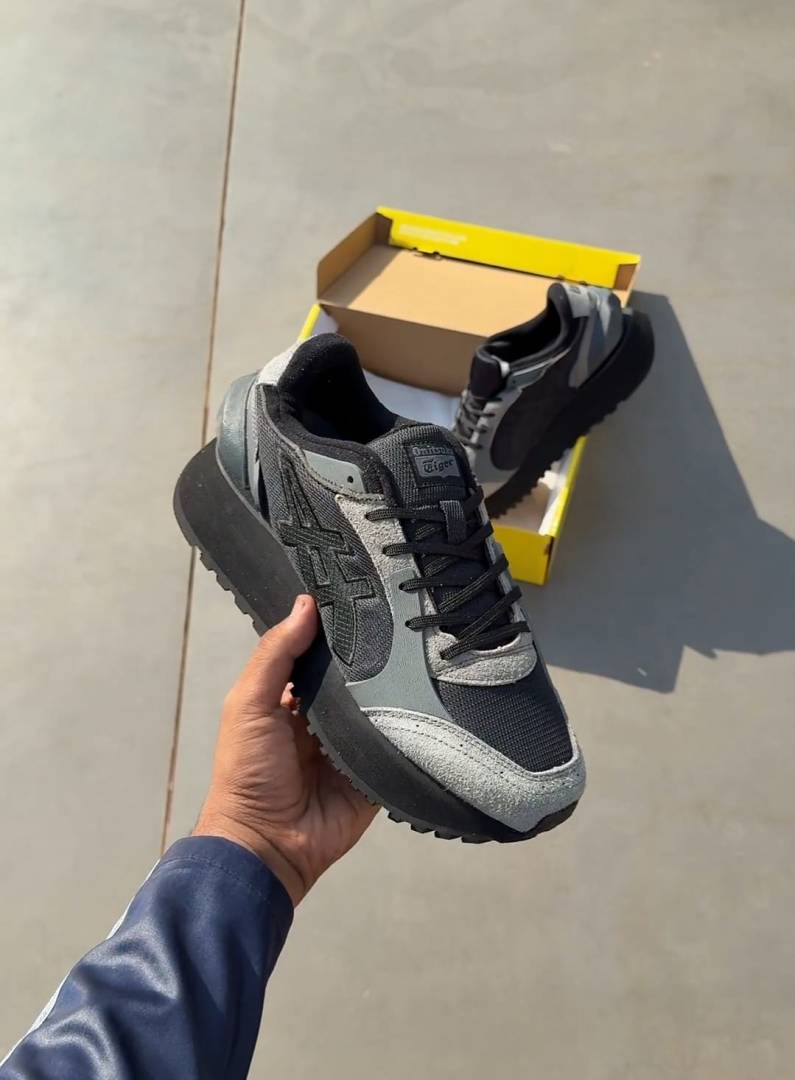 Onitsuka Tigar MOAGE CO Black Grey