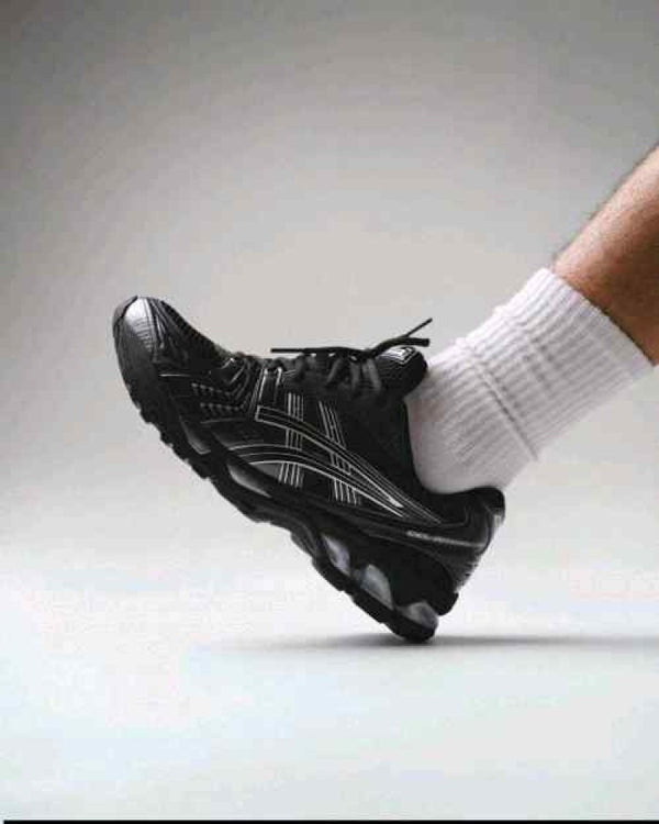 Asics Gel Kayano 14 Triple Black 2674
