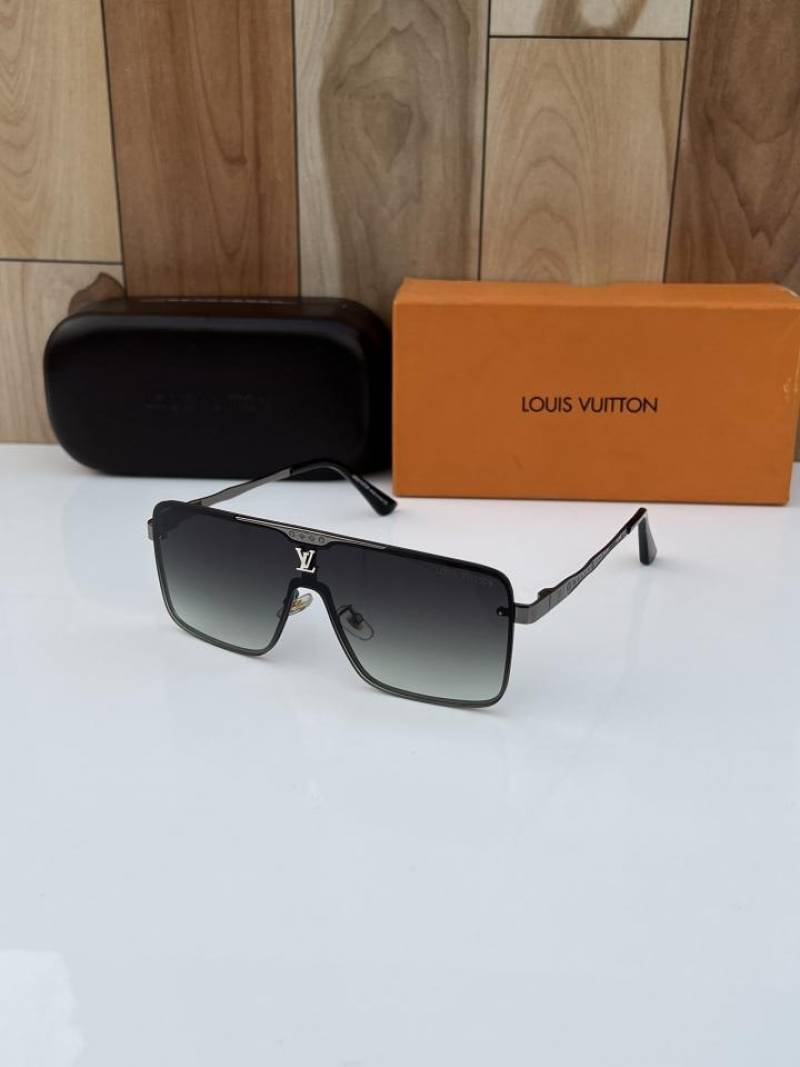 Louis Vuitton_24067_shaded
