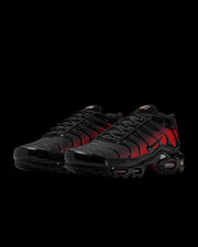 e Airmax Plus black red