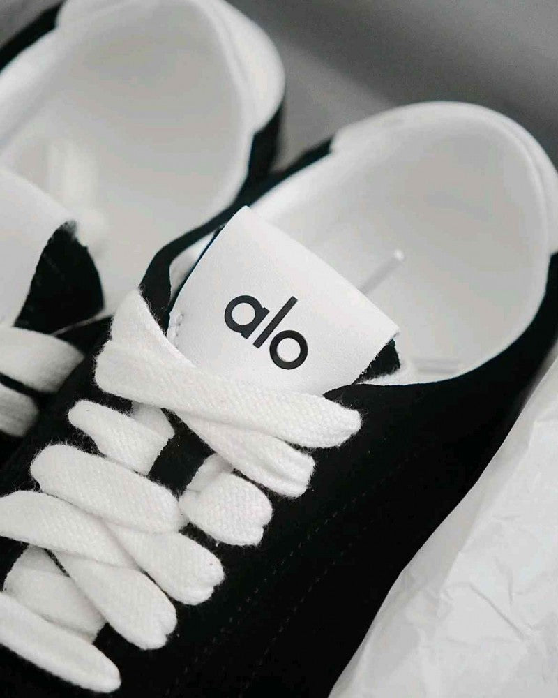 Alo Yoga Sunset Suede Sneakers Black