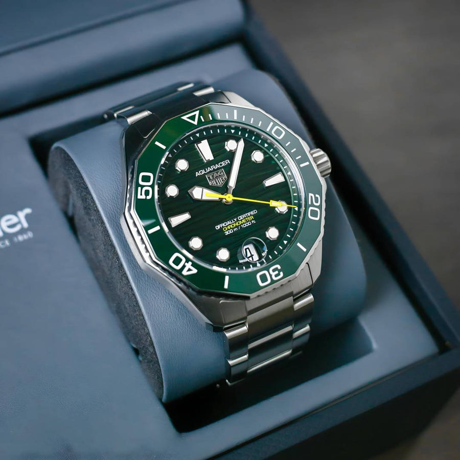 Tag Aquaracer Professional 200 Date Automatic Taitanum mate zik zake line