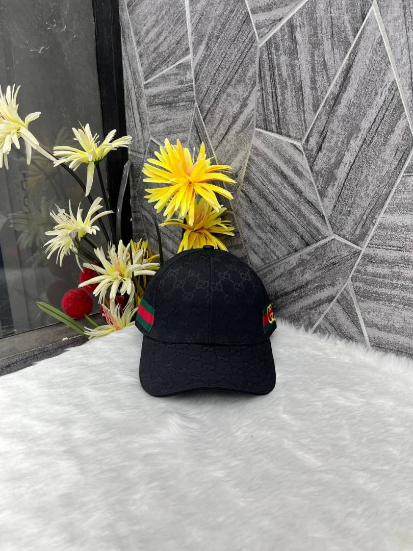 Gucci_Interlocking_G_Side_Logo_Stripes_Premium_Unisex_Cap_With_Safety_Box
