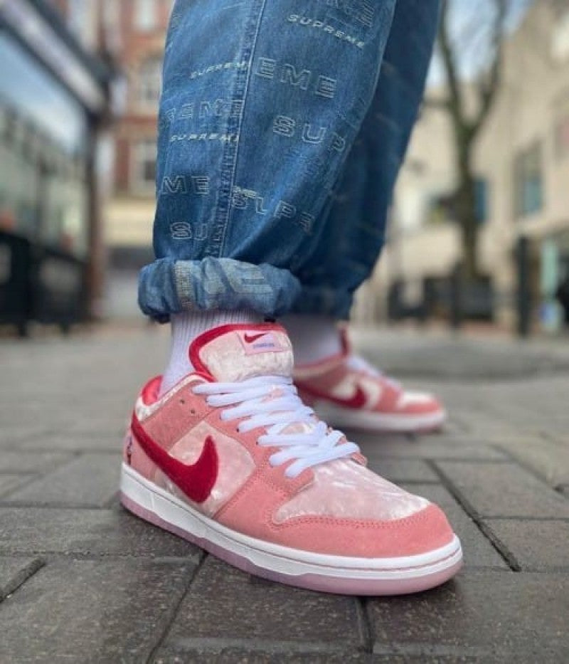 Nike SB Dunk Low Pro Qs Strangelove--SALE
