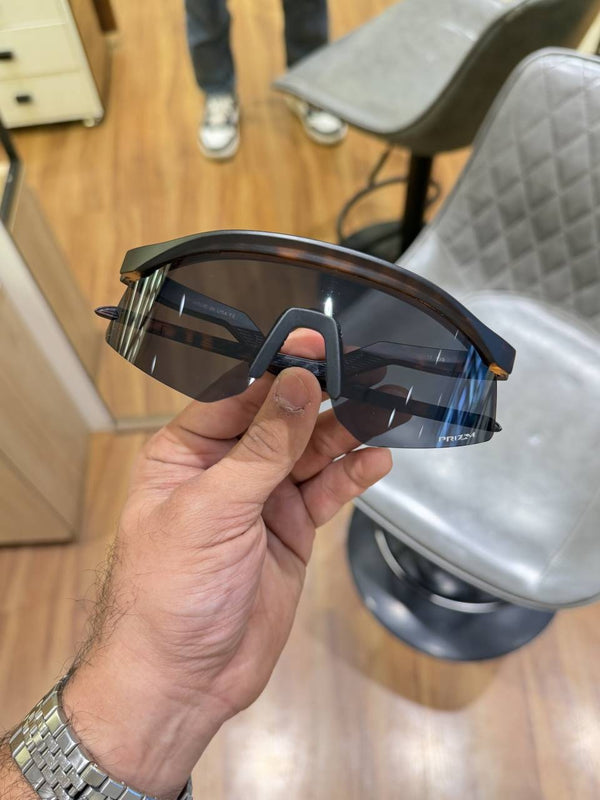 Oakley hydra 4929 tiger black