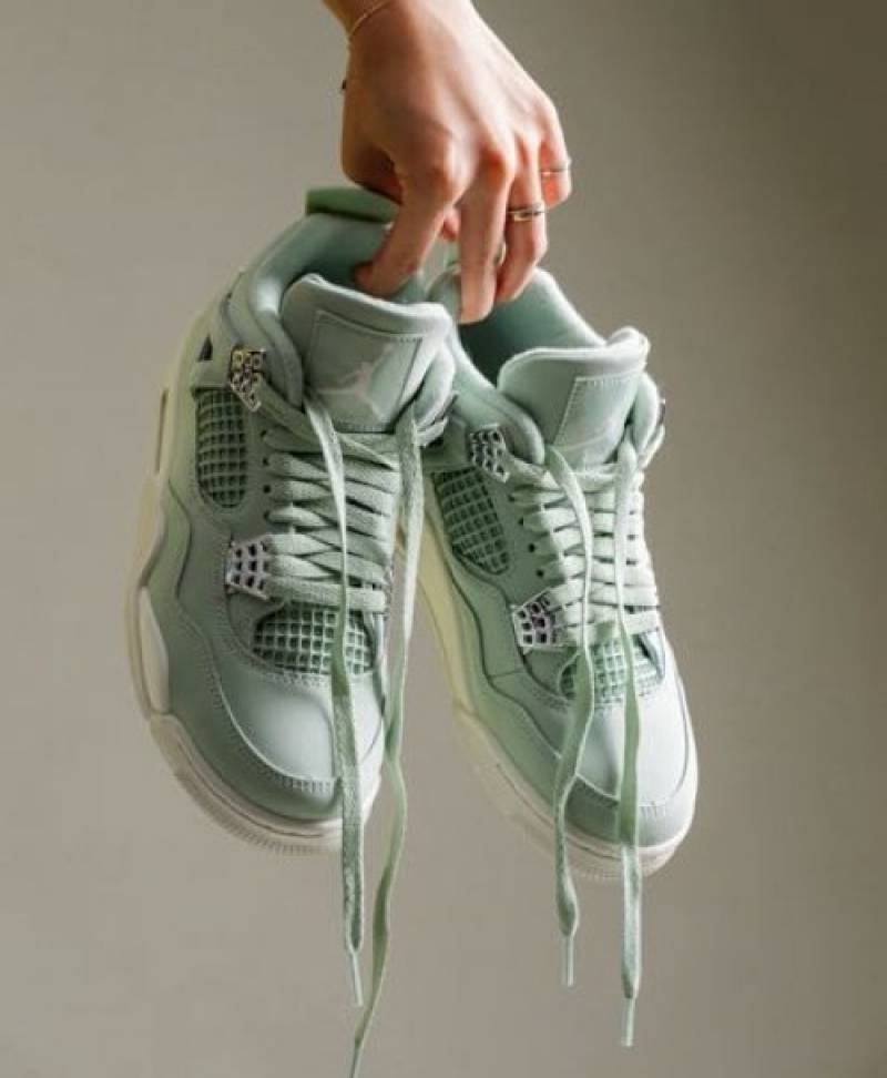 Nike Air Jordan 4 Abundance