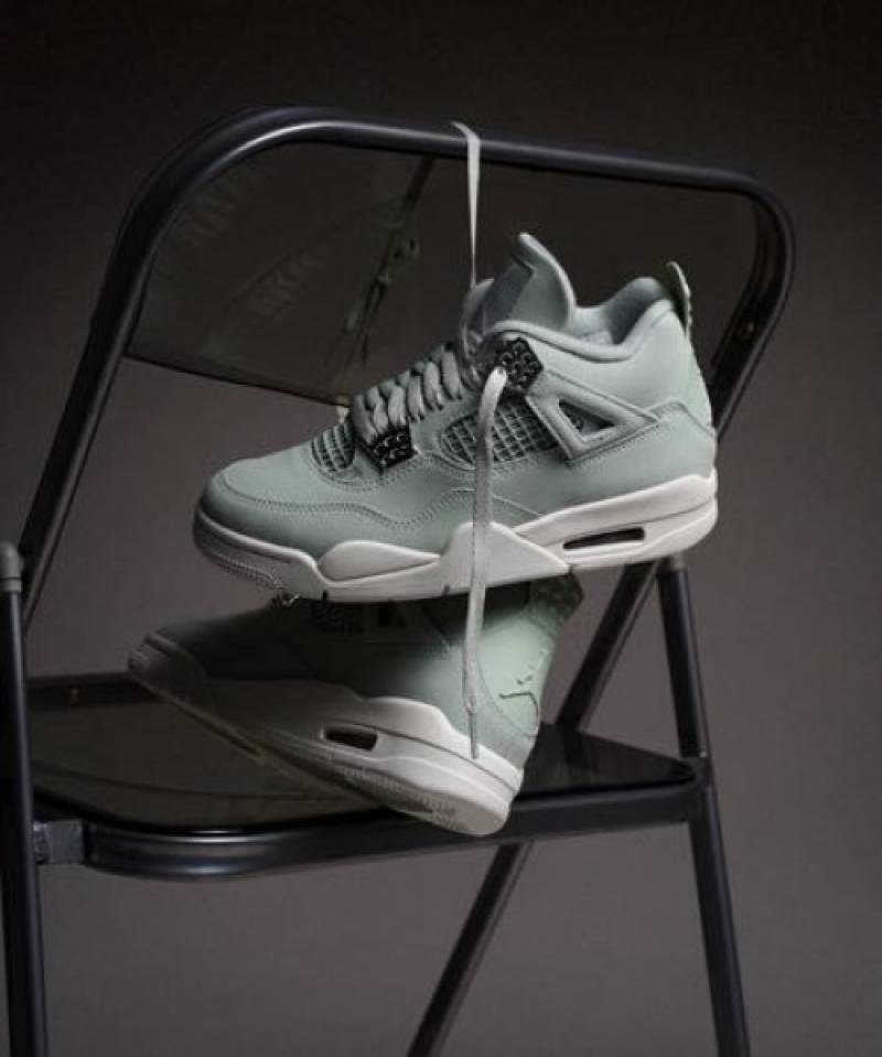 Nike Air Jordan 4 Abundance