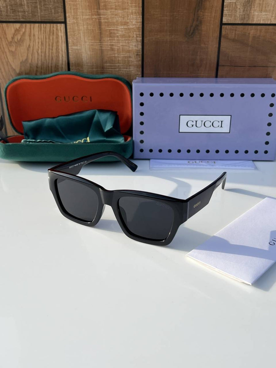 Gucci_1668_glossy_black