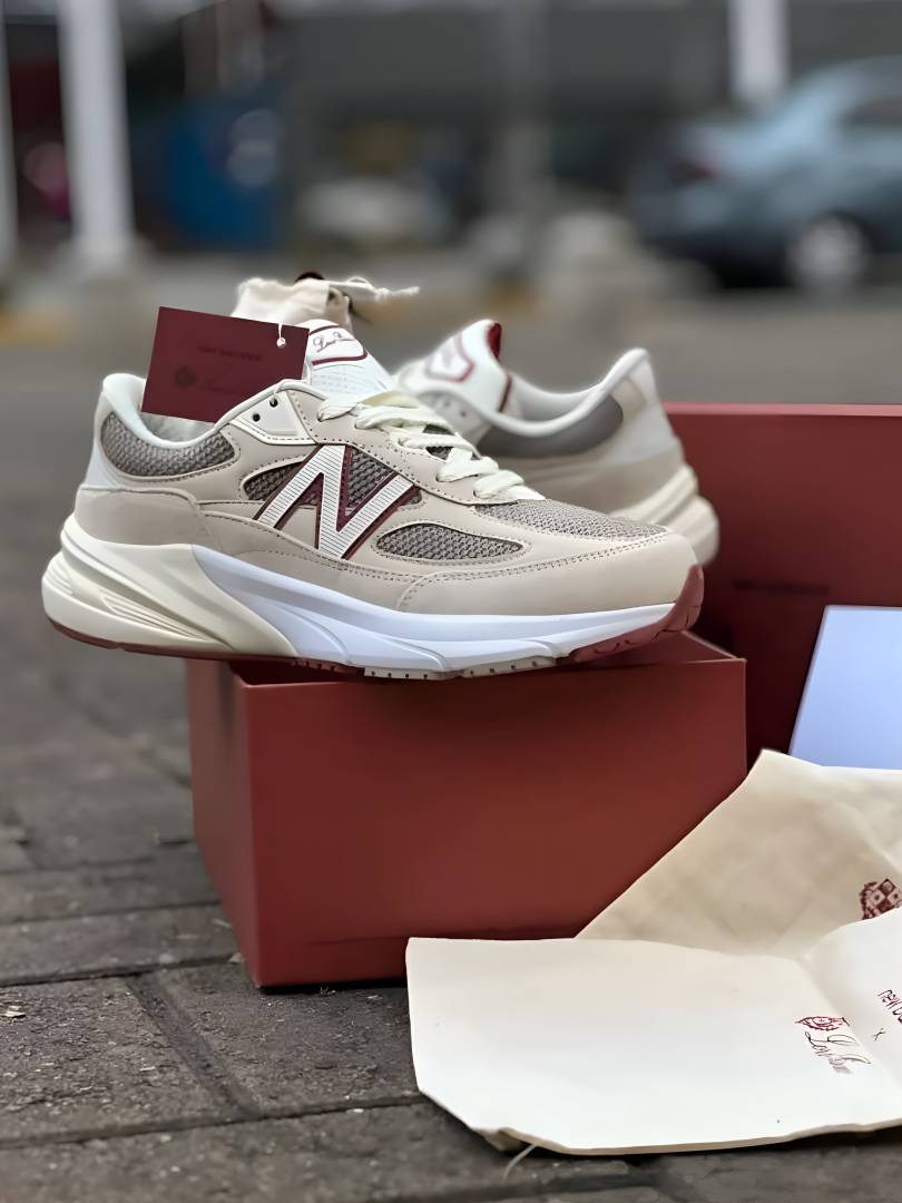 Lora Piana x New Balence 990 v6 Beige