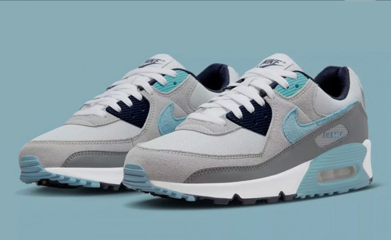 Nike AirMax 90 Pure Platinum Worn Blue White