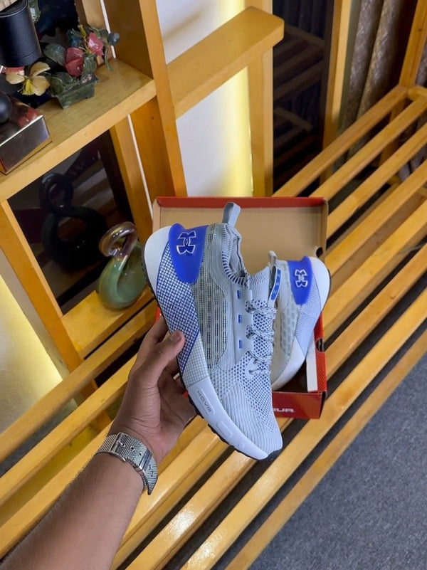Under Armor Hovr Phantom 3 White Grey Blue--