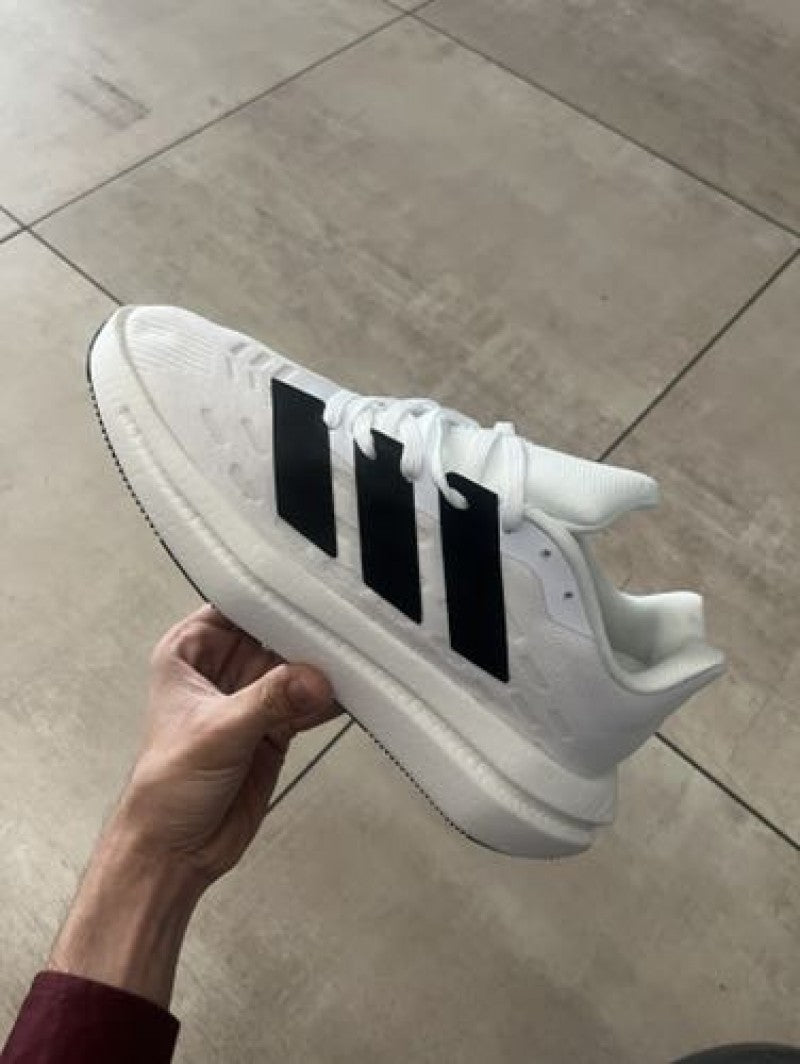 S flowboost white black
