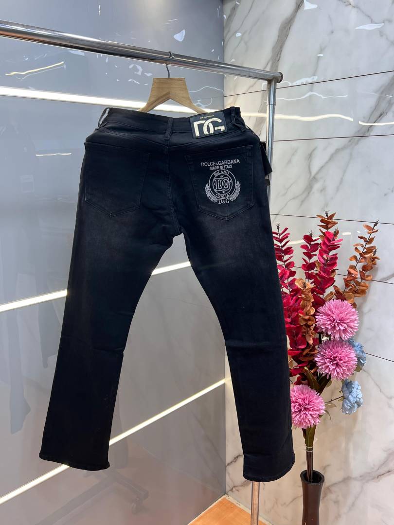 Dolce and Gabban a Black Shade Premium Imported Stretchable Lycra Fabric Boot Cut Denim with Embroidered Design Sale Offer 3399