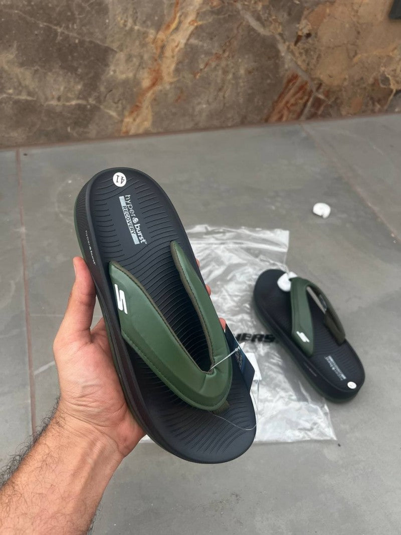Skeecherss hyper burst simplex premium slides