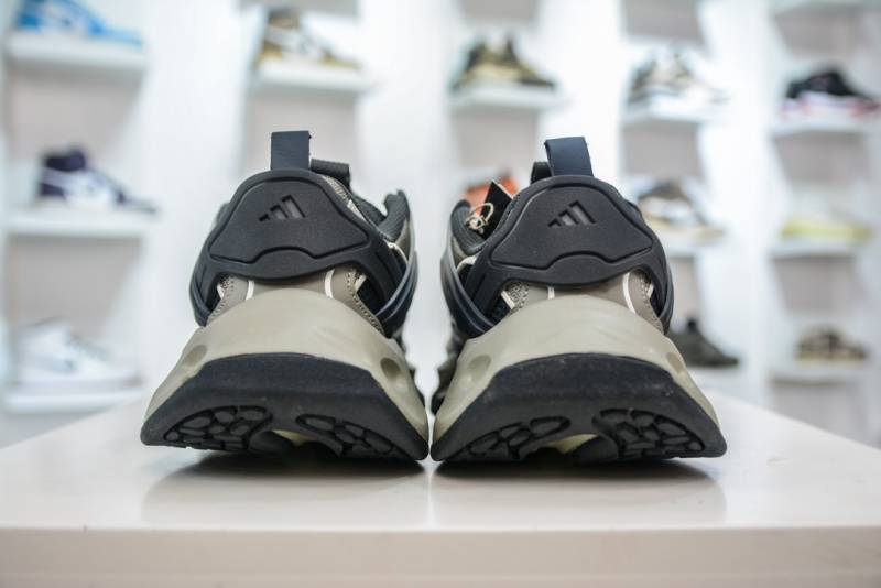 Adidas XLG RUNNER DELUXE GREY