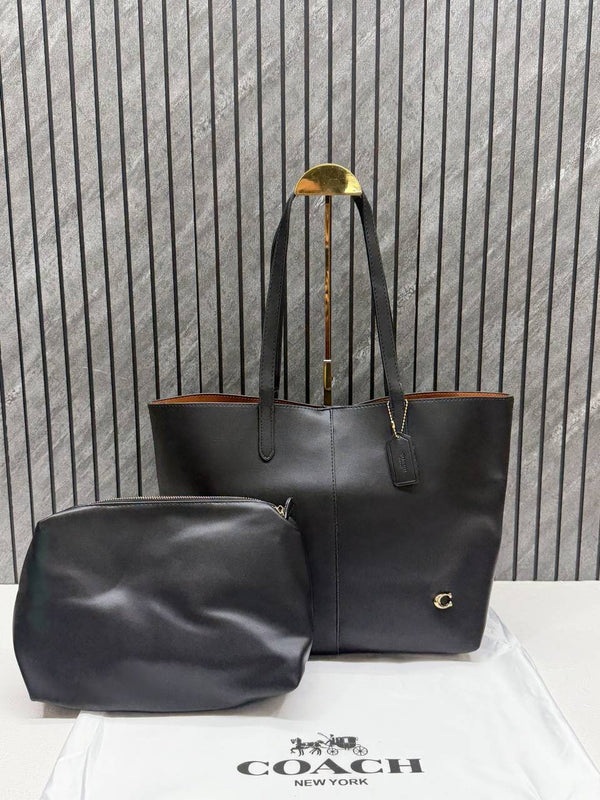 Coach Black North Tote With DustCover & Pouch