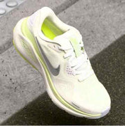 Nike Structure 26 White Barely Volt 417