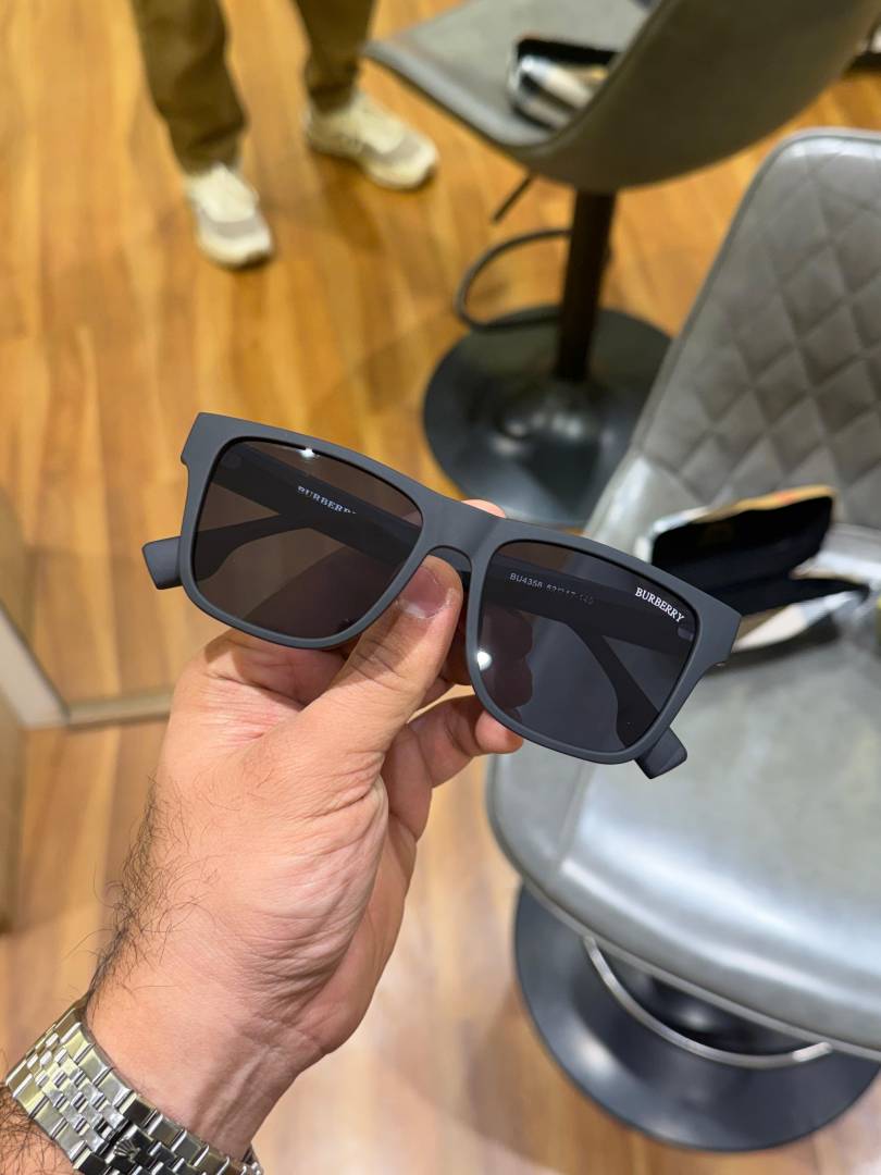 Burberry 4358 matt black