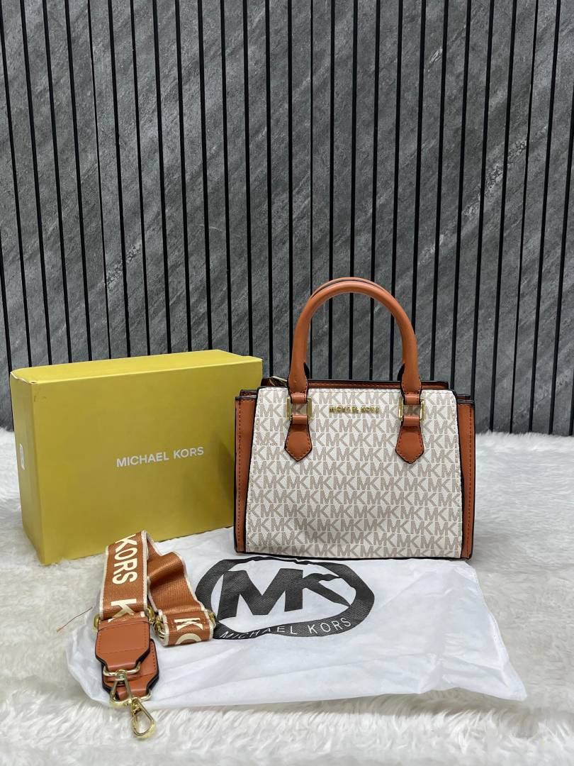 Michael Kors_Hope_Medium_Satchel_With_OriginalBox