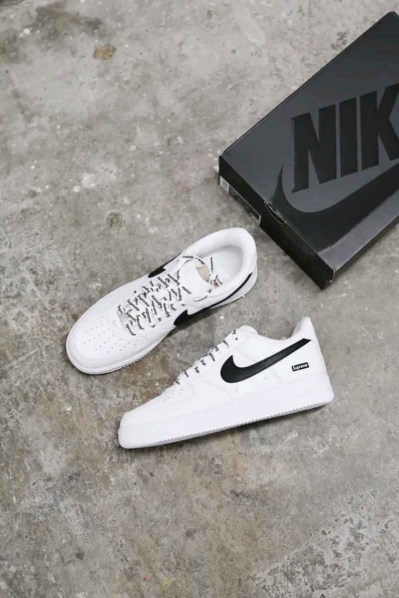 Supreme x Nikkee AirForce 1 Low White Black
