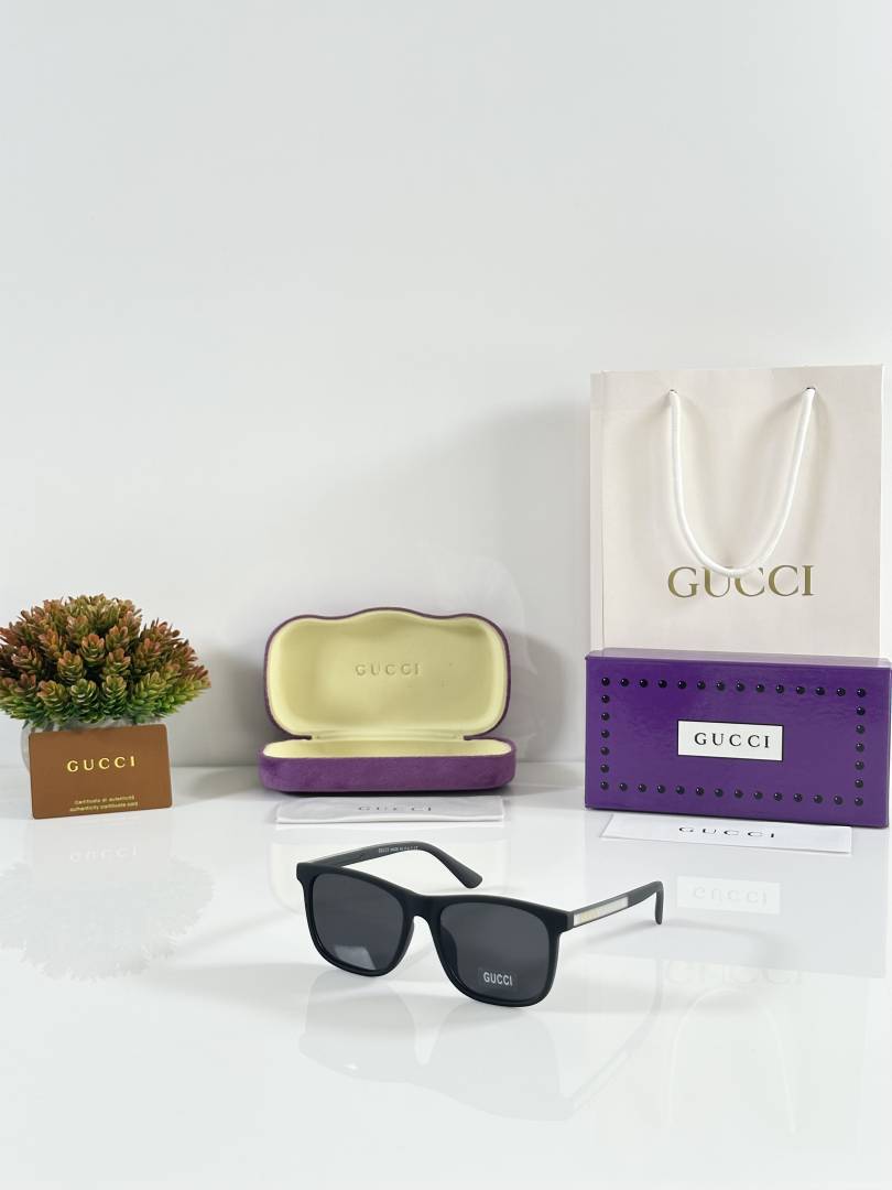 GG 0381 Mate Black