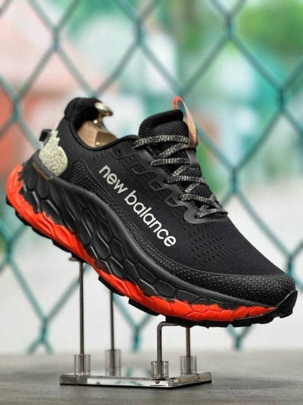 New Balancce Fresh Foam x Trail More v3 Black Red