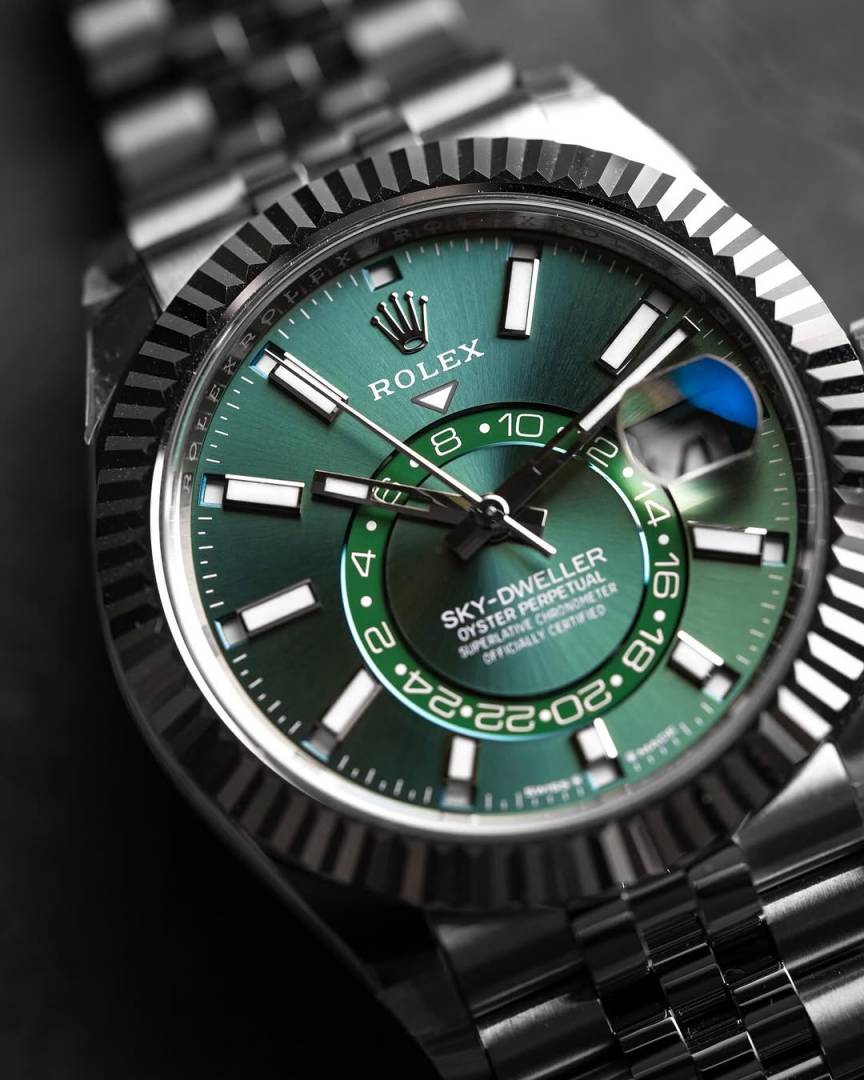 Rolex Oyster Perpetual Sky Dweller Silver-Green