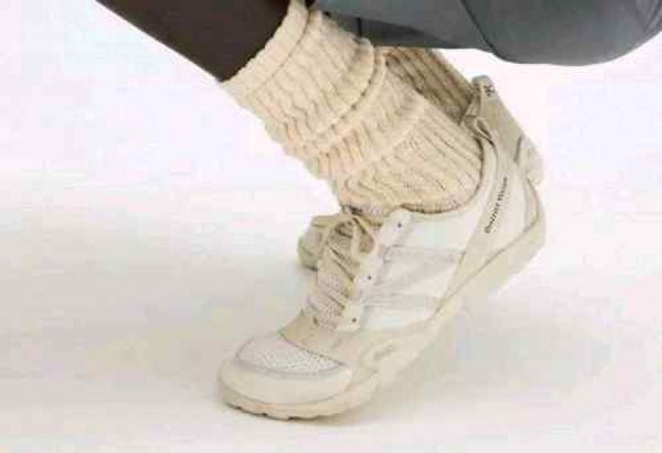 Neww Balance MT10 District Vision Cloud Dancer MT10ODI 534