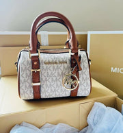 Michael Kors_Bedford_Legacy_Small_Boston_With_DustCover