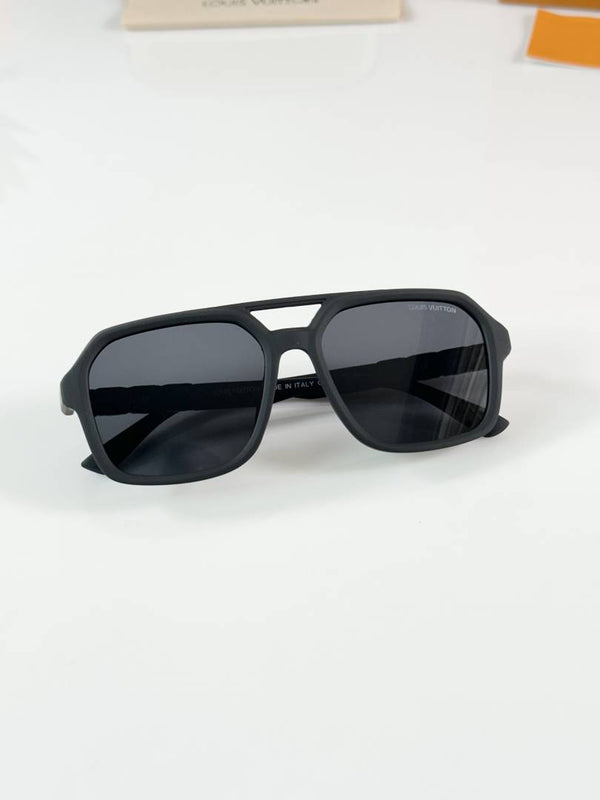 Louis Vuitton 2687 Mate Black