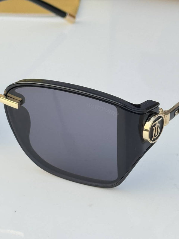 Burberry_92525_black