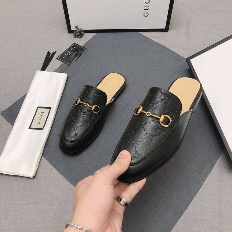 Gucci_GG_PrinceTwon_Slides_In_Rossa_GG_leather_for_women_with_original_box_and_carry_bag