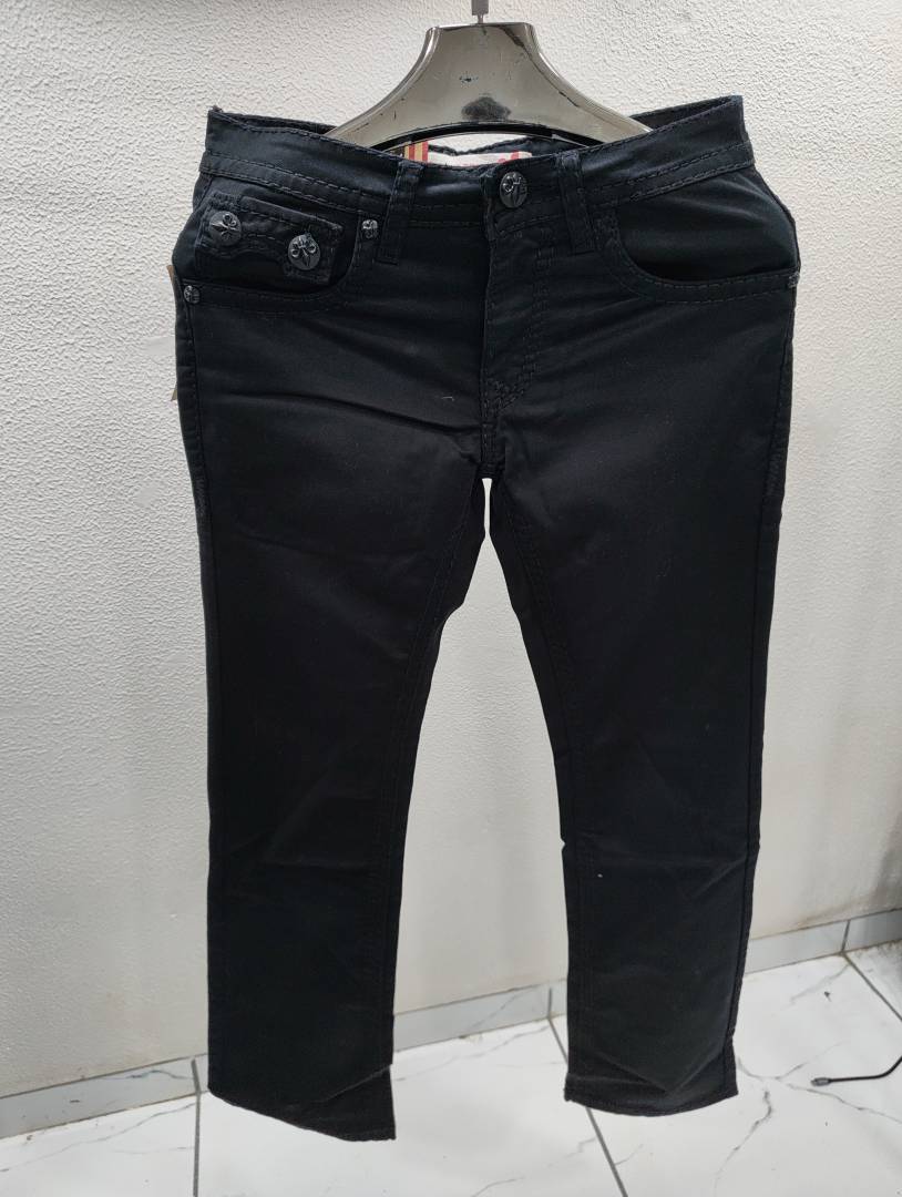 TRUE RELIGION IMPORTED STORE ARTICLE JEANS