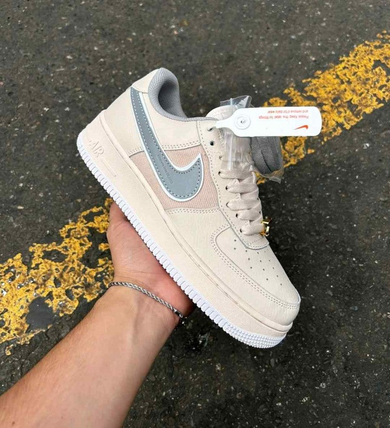 Nike AirForce 1 Low Beige Reflective