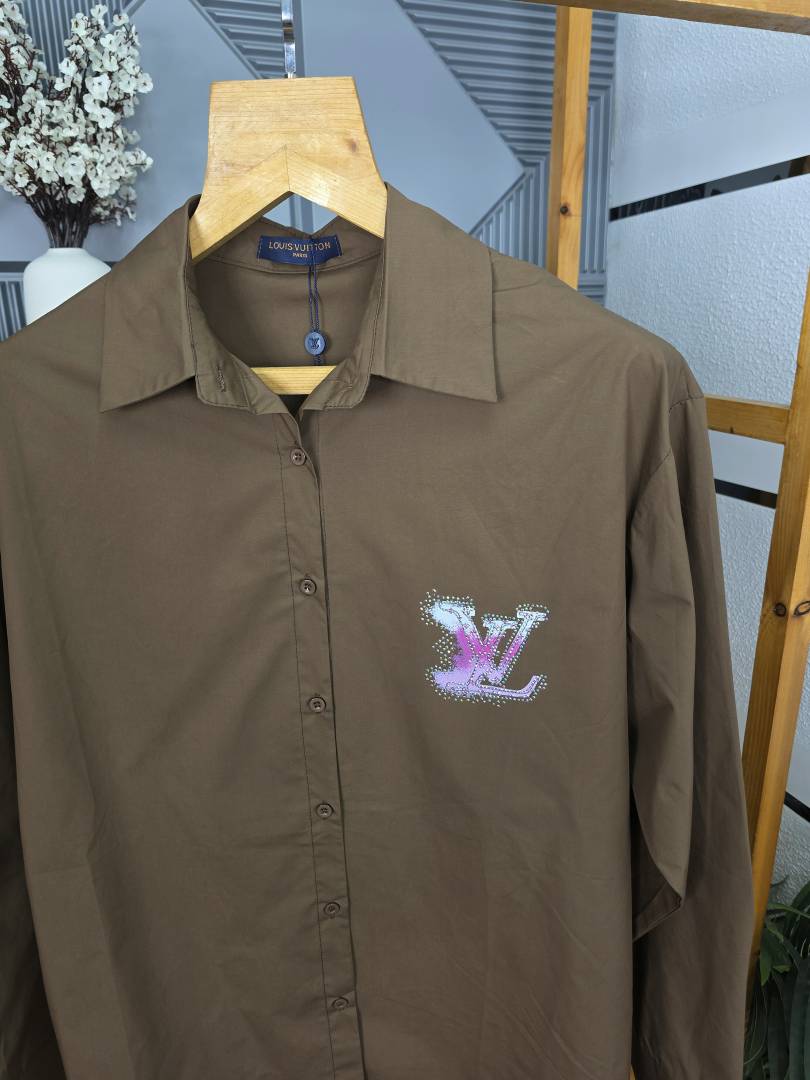 LV LOGO SHIRT BROWN S135-BR
