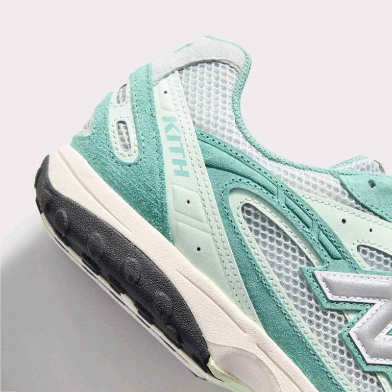 New Balencee 204L Kith Green Silver 2021