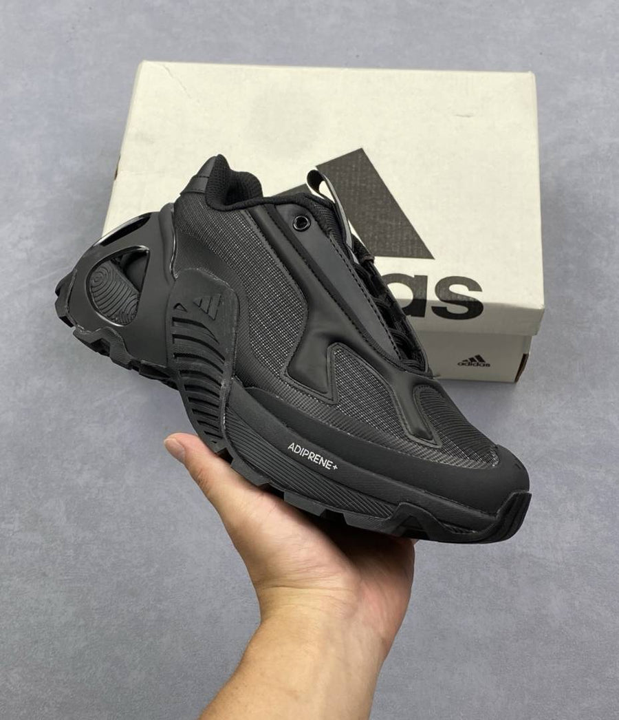 Adidas Wonder Runner All Black
