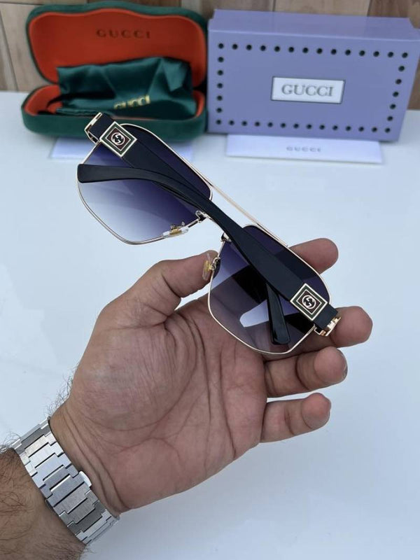 Gucci_1596_gold_black_shaded