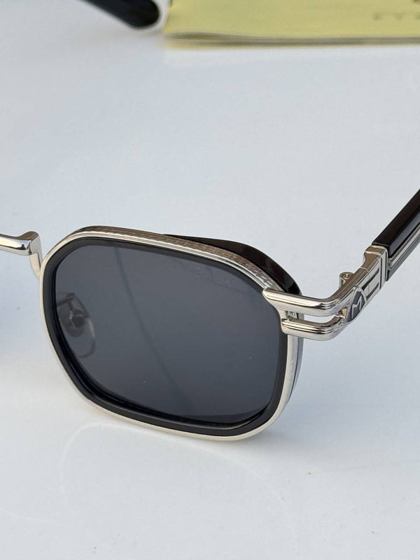 Maybach_2735_silver_black